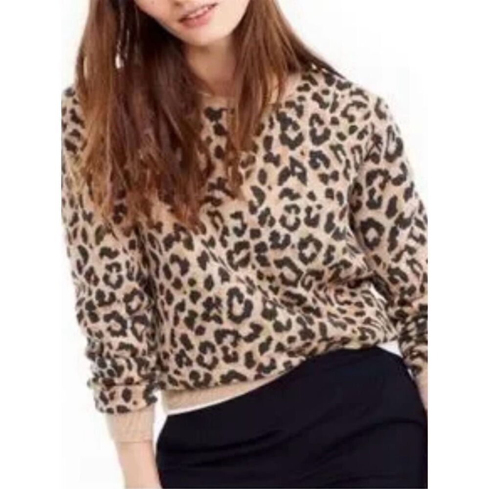 Jessica Simpson Women's Leopard Print Crewneck Sweater Size Small